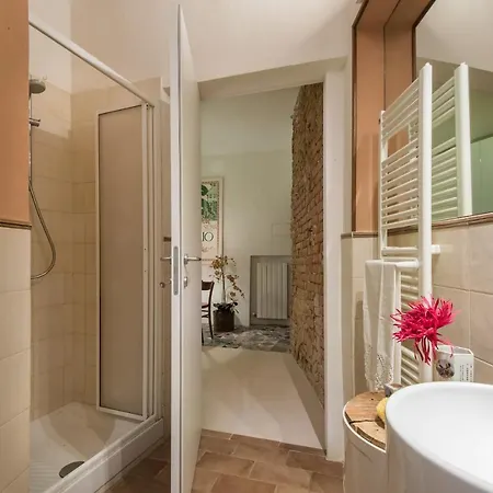 Refe Nero - Exclusive Apartment Siena